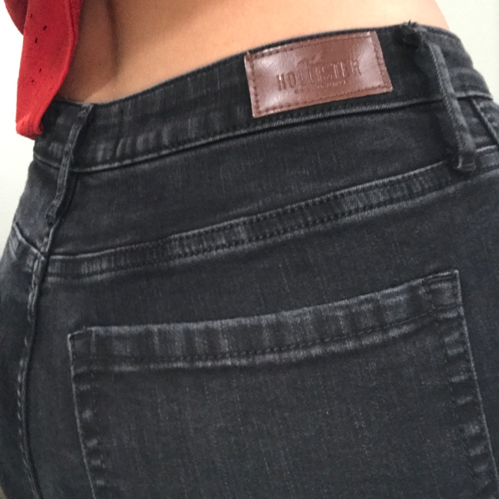BLACK HOLLISTER JEANS SIZE 13